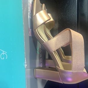 Andrew Geller bronze/rose gold heels. Size 6.5. Never worn.